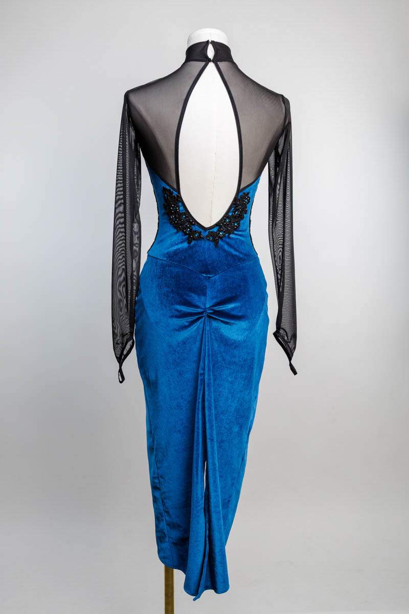Sapphire Plunged Neck Showcase Dress - Image 3
